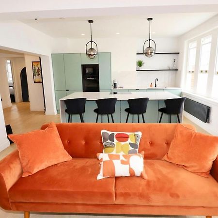 לונדון Newly Refurbished W/ River Views מראה חיצוני תמונה