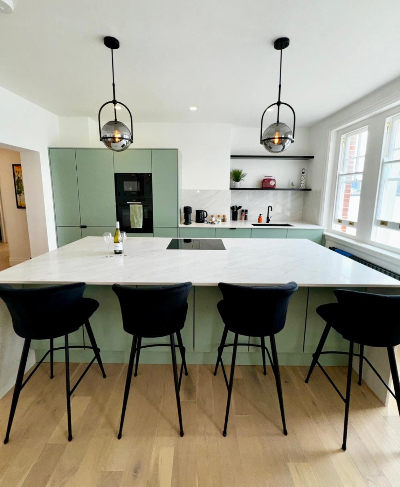 לונדון Newly Refurbished W/ River Views מראה חיצוני תמונה