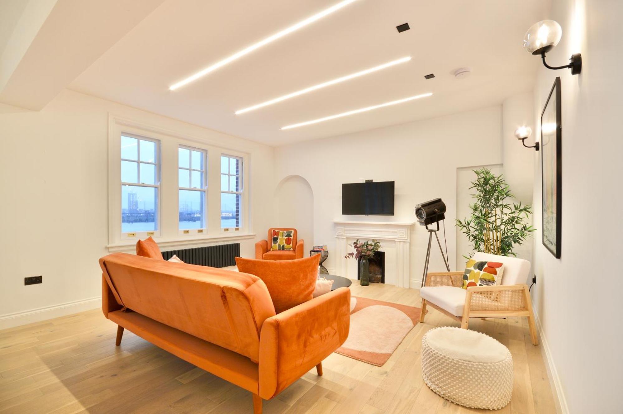 לונדון Newly Refurbished W/ River Views מראה חיצוני תמונה