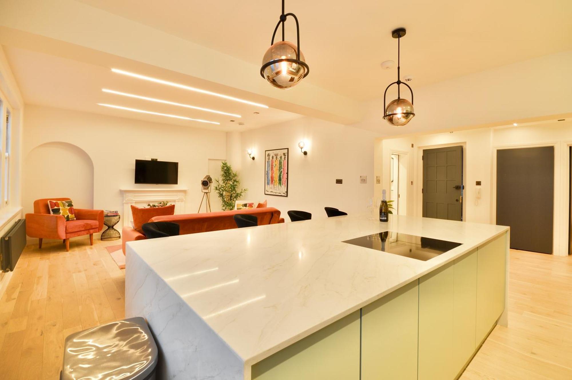 לונדון Newly Refurbished W/ River Views מראה חיצוני תמונה